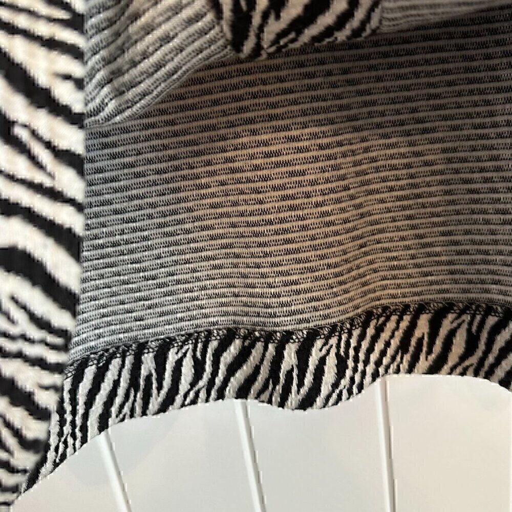 Charter Club PETITE zebra animal print button jacket blazer side pockets M - Picture 5 of 10